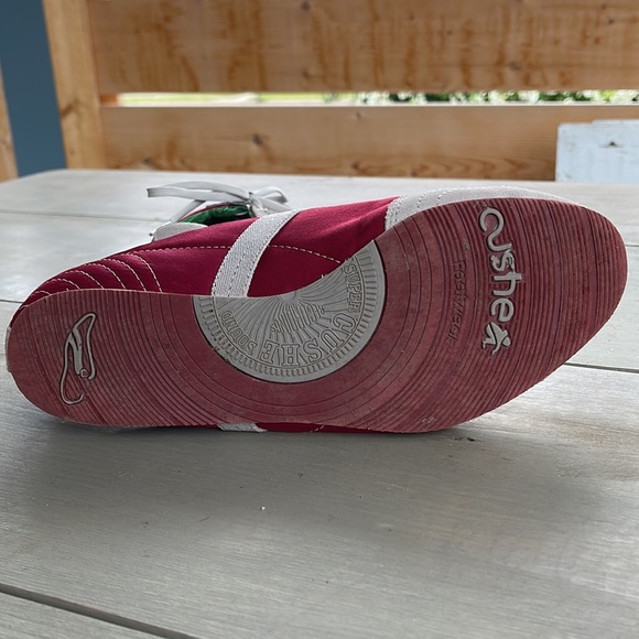 W7 Cushe Casual Flats - Picture 4 of 7